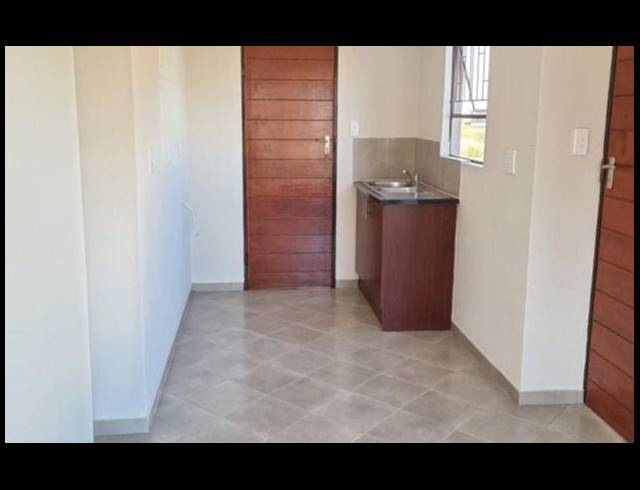 2 BEDROOM HOUSE FOR SALE IN BERGSIG